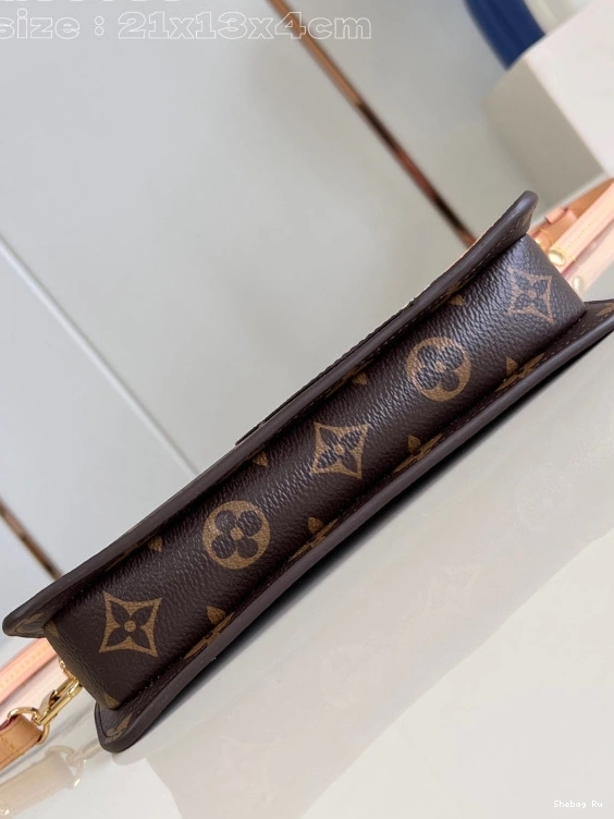 Pouch-21.5*13*4.5CM Lexington VUITTON LOUIS 0718
